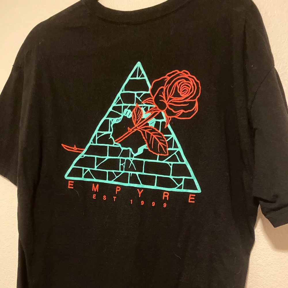 Empyre Tee